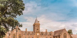 Lumea educației internaționale ajunge la București: licee de top vin să cunoască elevii români