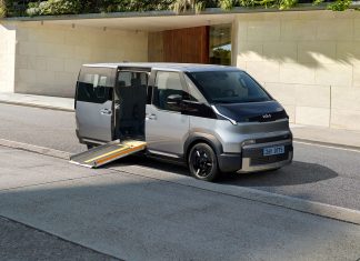 Kia își extinde gama de vehicule destinate mobilității accesibile cu modelul PV5 WAV Side Entry
